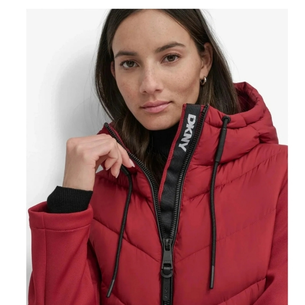 DKNY Women's Vibrant Red Hooded Puffer Jacket - Picture 4 of 6